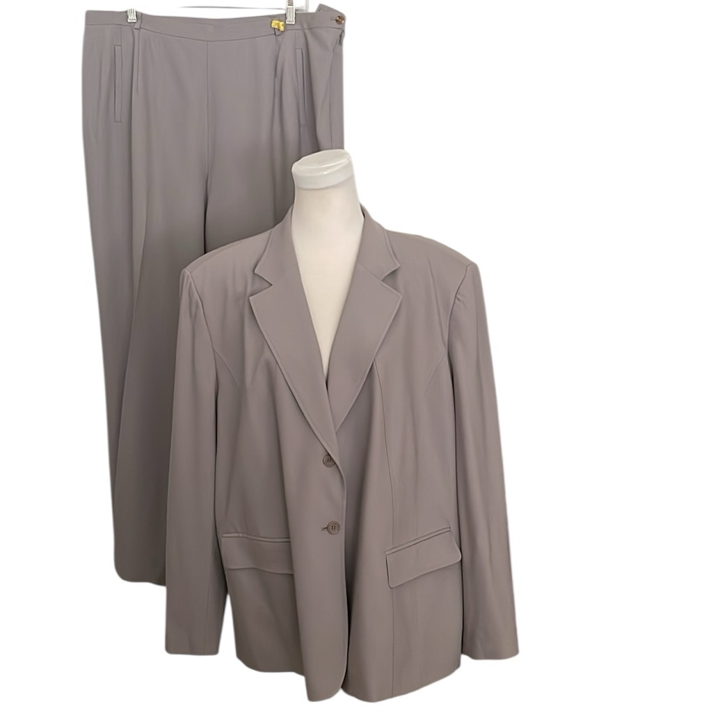 Talbots Italian Wool Gray Pantsuit Made In Japan